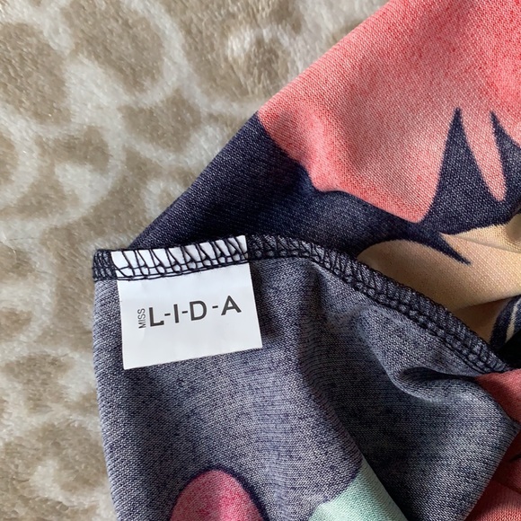 Top - Picture 6 of 7